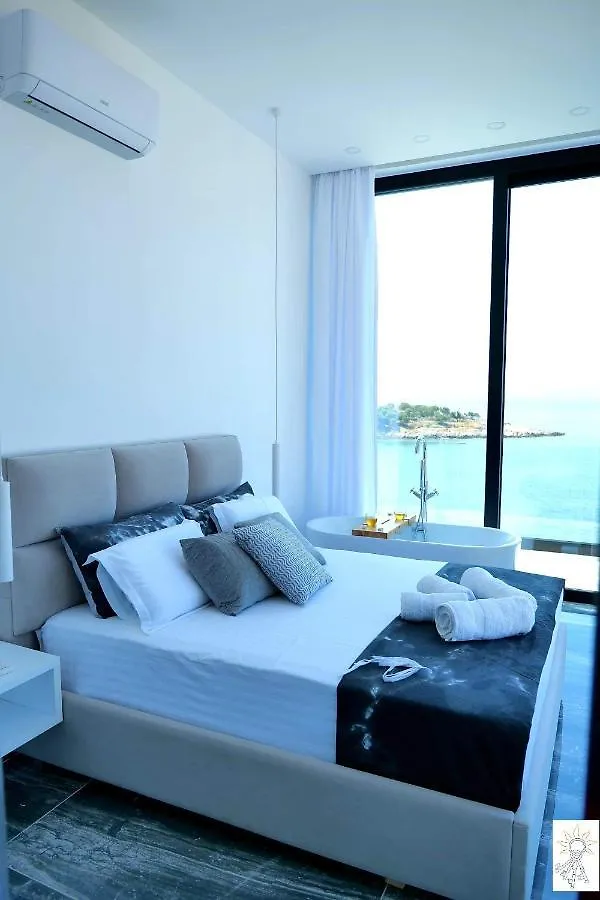 Hotel Nili Deluxe Sarandë