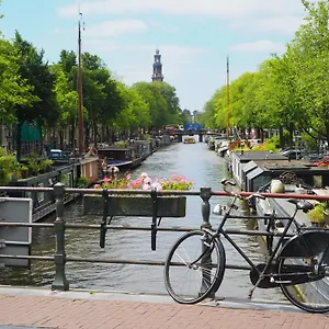 https://the-canal-bridge-suites.amsterdamhotelsnl.com