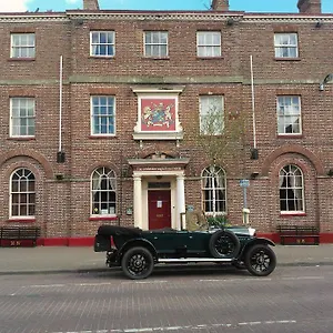 The Londesborough Arms Bar With En-suite Market Weighton
